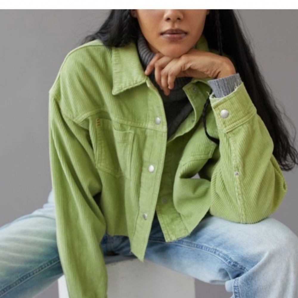 BDG Corduroy Brooklyn Trucker Jacket M Green Cropped Boxy Urban Outfitters